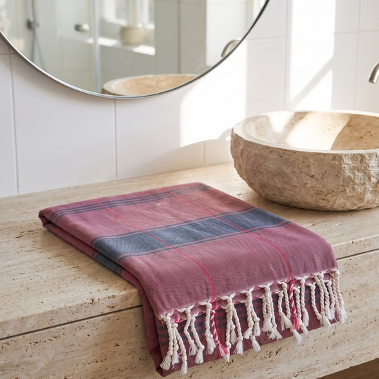 organic hamamdoek biokatoen bordeaux - sfeer