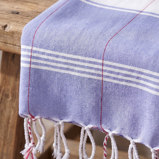 organic hamamdoek biokatoen lavendelblauw wit - detail