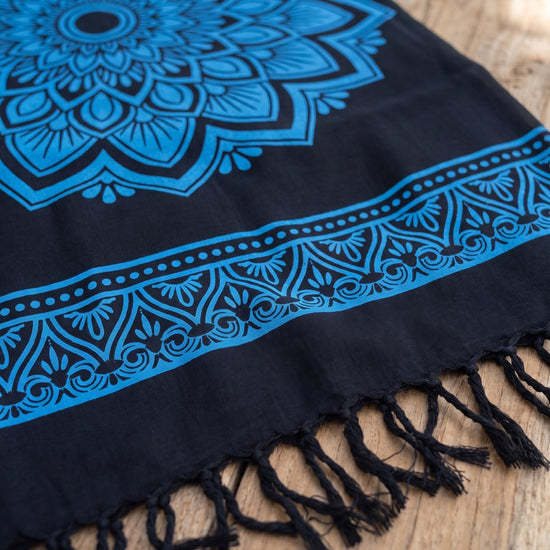 Pareo Flower black blue - detail