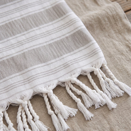 pareo grijsbeige - detail