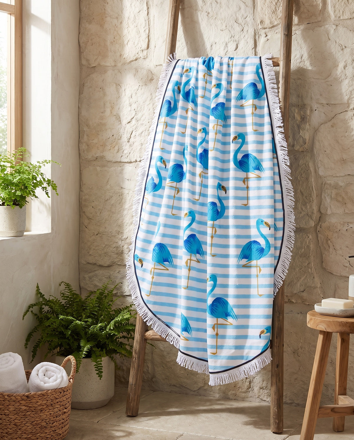 Roundie Gypsy Flamingo blue fringe - sfeer