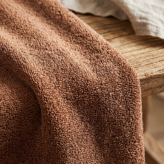 sauna handdoek xxl bruin - detail