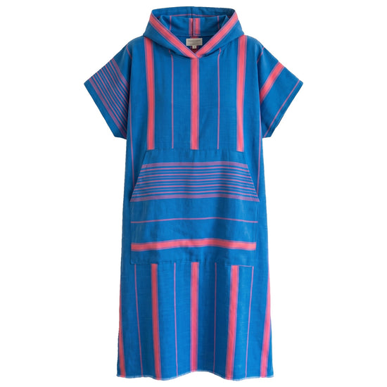 Strand en saunaponcho mediteraanblauw/zuurstokroze - vrijstaand