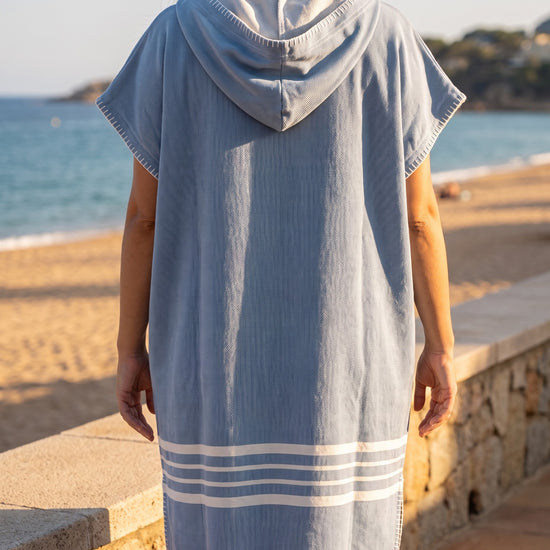 strandponcho Sultan air blue - sfeer