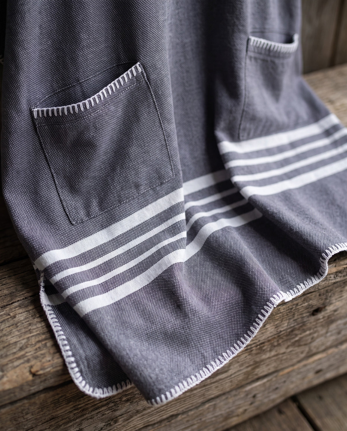 strandponcho Sultan dark grey - detail