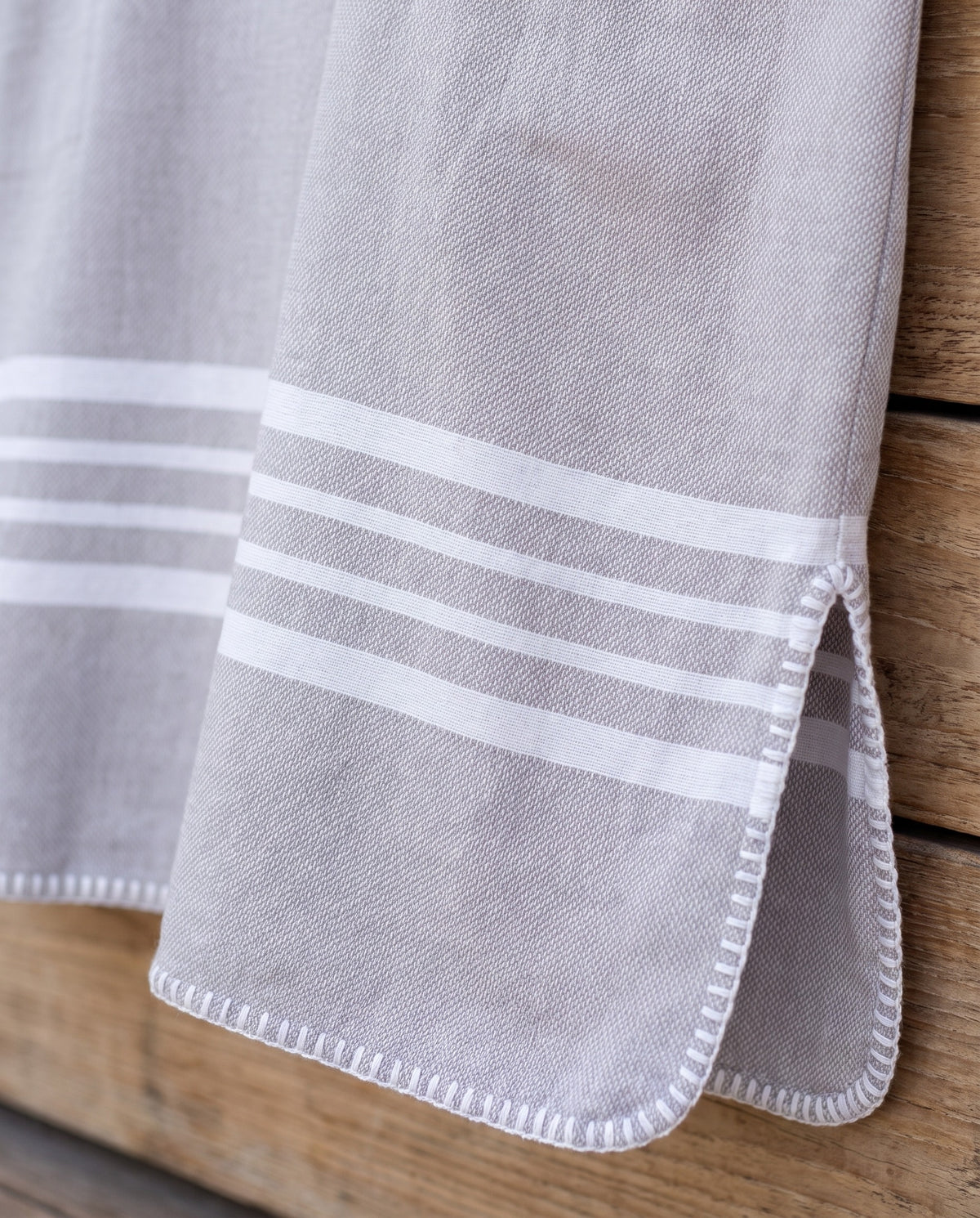 strandponcho Sultan light grey - detail