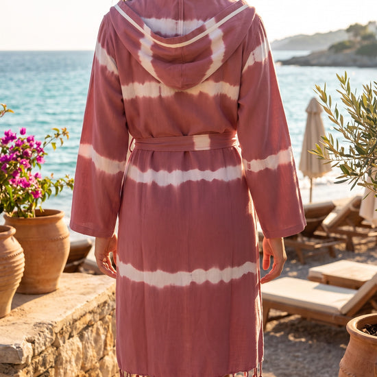tie dye badjas dusty rose - sfeer